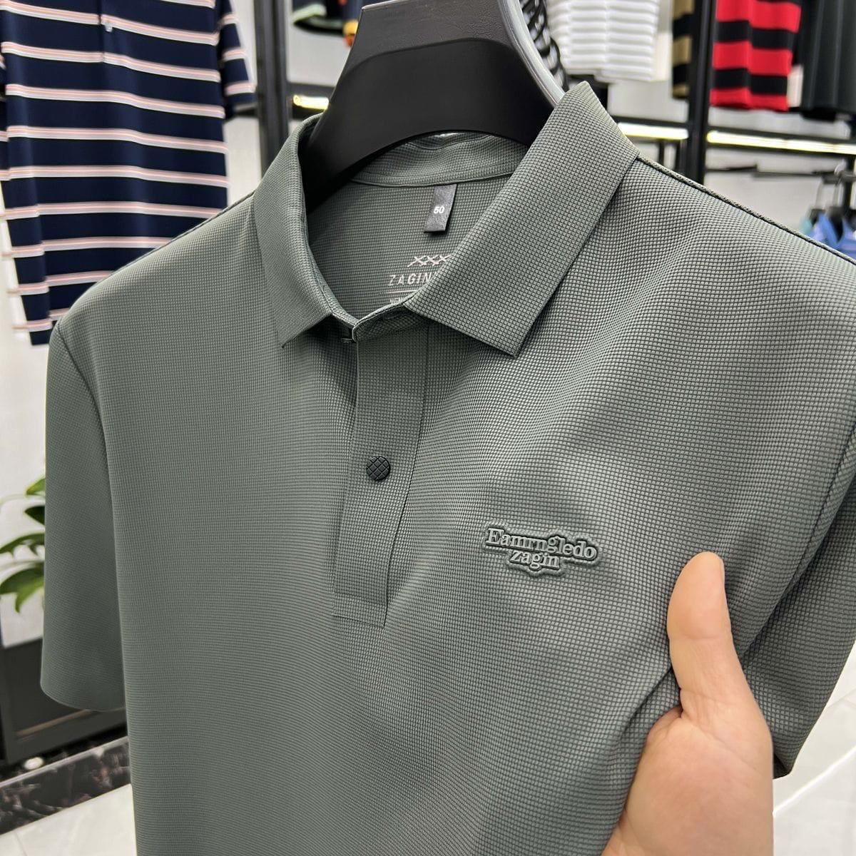 Men’s Textured Polo Shirt With Elegant Minimalist Design