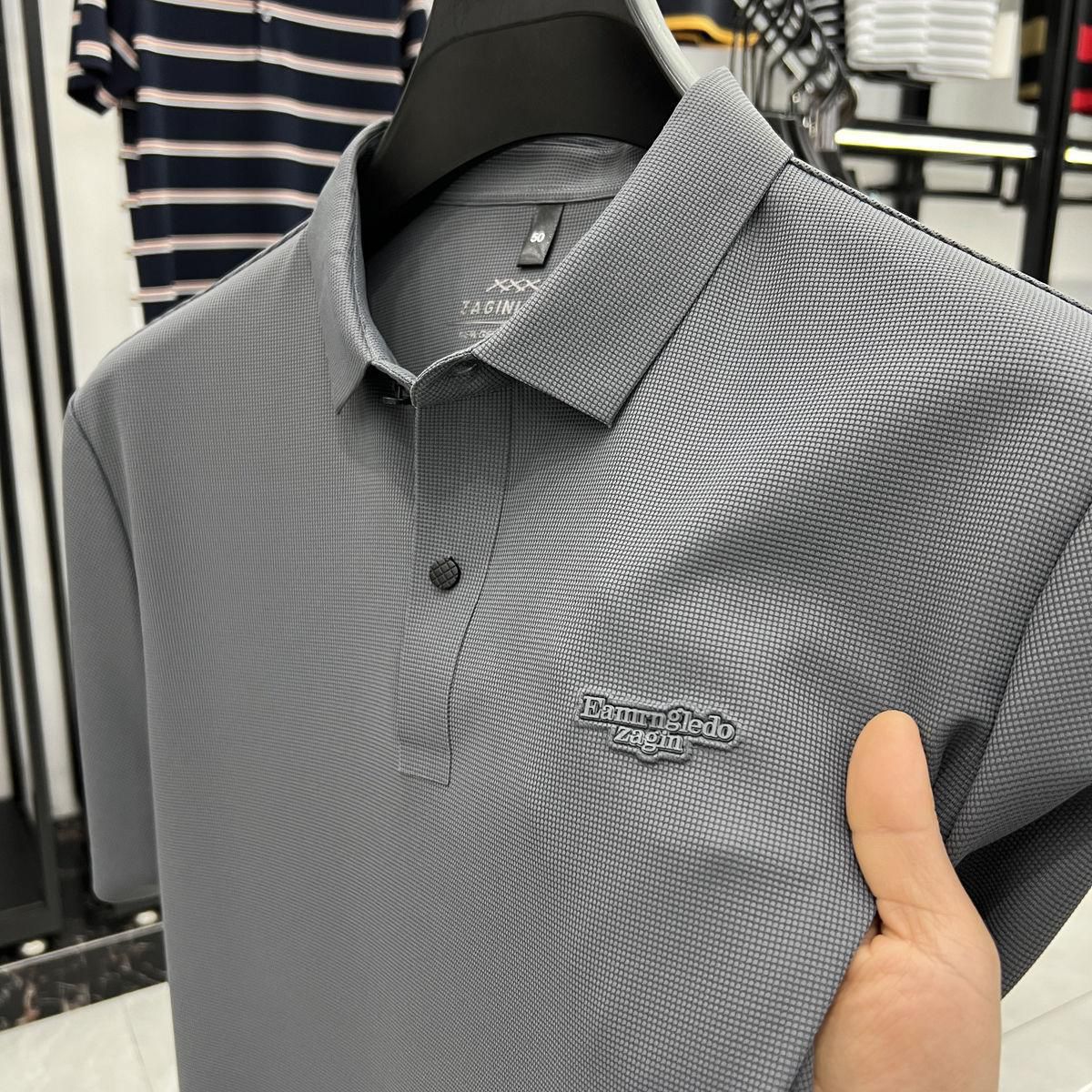 Men’s Textured Polo Shirt With Elegant Minimalist Design